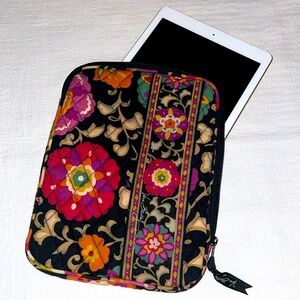Vera Bradley Quilted  Ipad case